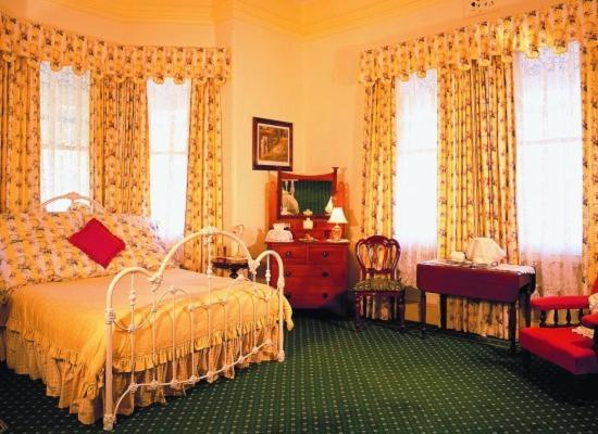 ストラーン オーミストン ハウス Bed & Breakfast 部屋 写真