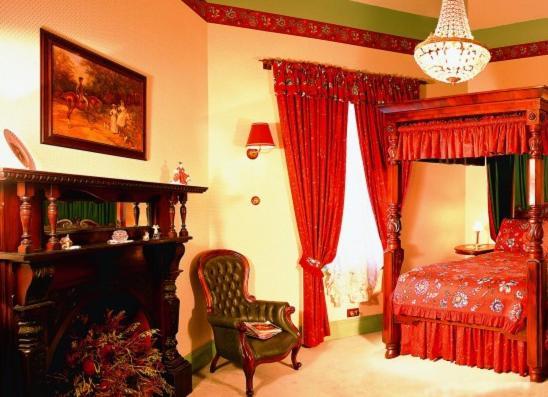 ストラーン オーミストン ハウス Bed & Breakfast 部屋 写真