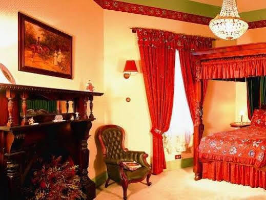 ストラーン オーミストン ハウス Bed & Breakfast エクステリア 写真